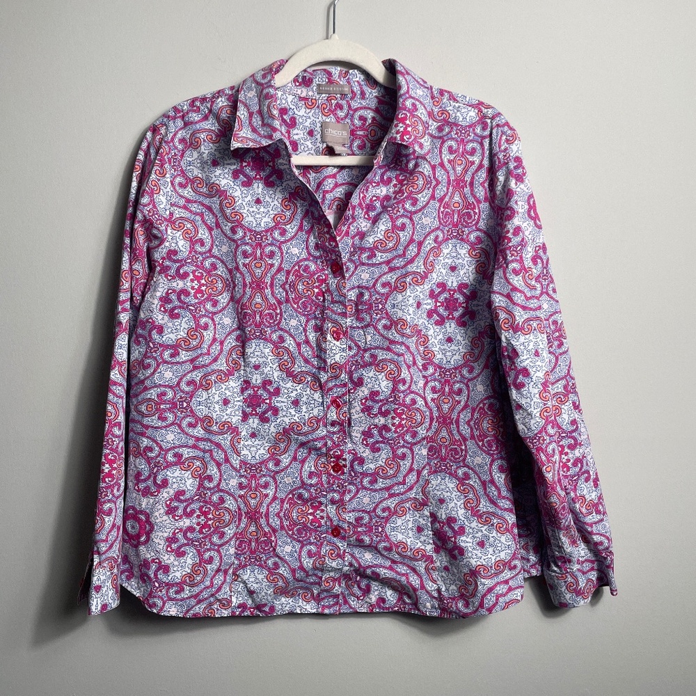 CHICO'S - Women's Button Down, V-Neck, Pink Paisley Blouse, Size 3 (16/18)